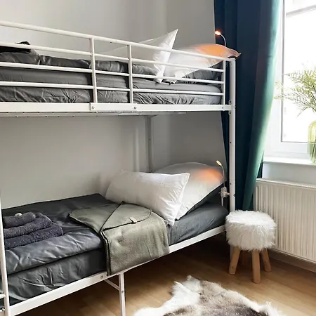 Magic Forest Design Apartment, 65 Zoll Tv, Waschtrockner, Lage, Am Markt Gera