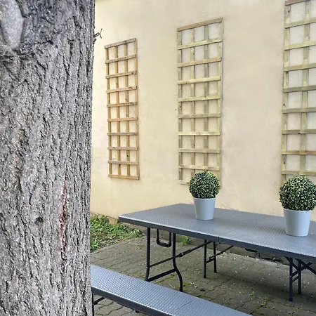 Magic Forest Design Apartment, 65 Zoll Tv, Waschtrockner, Lage, Am Markt
