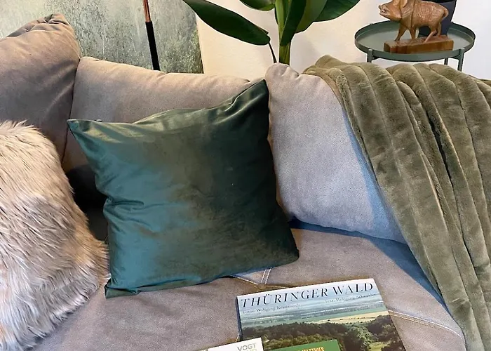 Magic Forest Design Apartment, 65 Zoll Tv, Waschtrockner, Lage, Am Markt Appartement