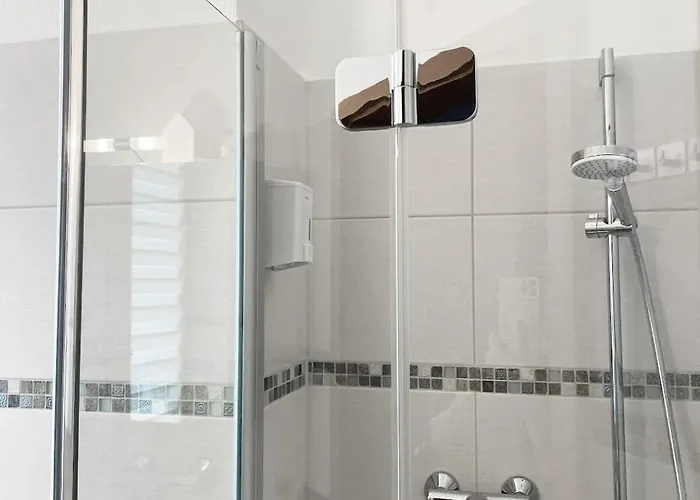 Magic Forest Design Apartment, 65 Zoll Tv, Waschtrockner, Lage, Am Markt Appartement *