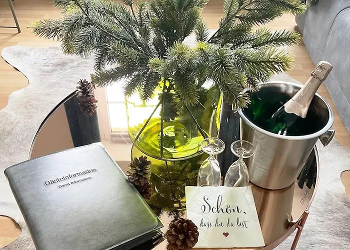 Magic Forest Design Apartment, 65 Zoll Tv, Waschtrockner, Lage, Am Markt